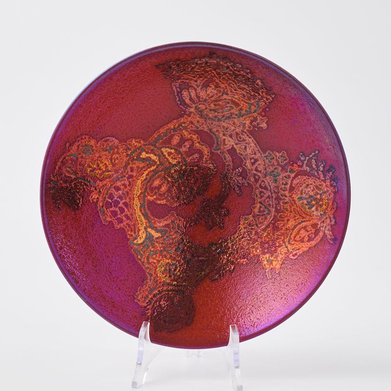 Piatto con decoro a ornati