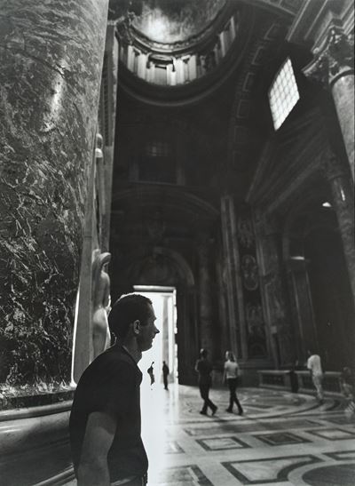 Albanian Man at San Pietro, Rome — serie Marginalised Society (C-print, ed. 2/5)