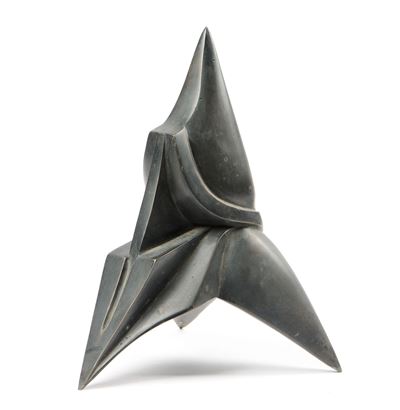 Forma spaziale, scultura in bronzo