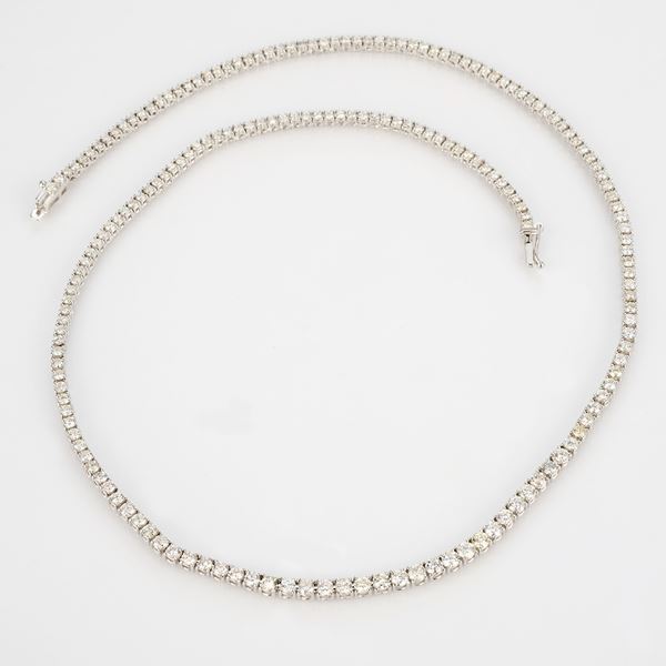 Collana in oro bianco e diamanti