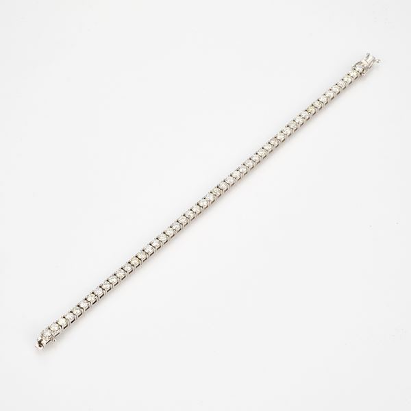 Bracciale tennis in oro bianco e diamanti
