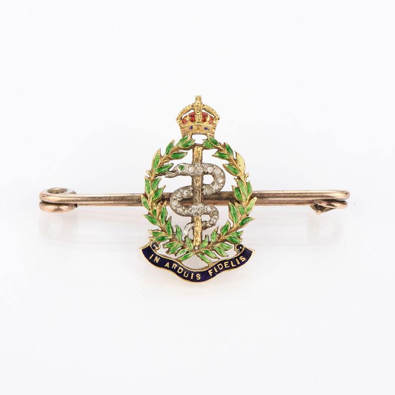 Spilla Regimental in oro, smalti e rose di diamante