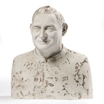 Ritratto di uomo a mezzo busto, scultura in gesso