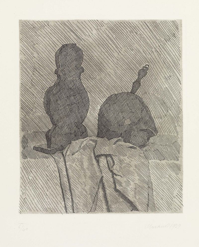 Giorgio Morandi - Natura Morta con Due Oggetti e un Drappo su un Tavolo