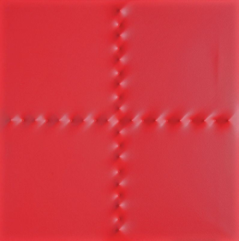 Enrico Castellani - Superficie Rossa