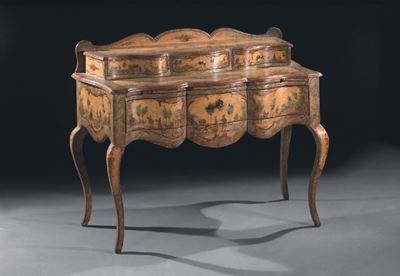 Scrivania in Legno Laccato e Dipinto