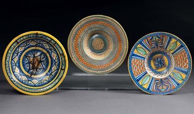 Piccola Coppa in Maiolica Policroma