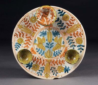 Raro Piatto Portauovo in Maiolica Policroma