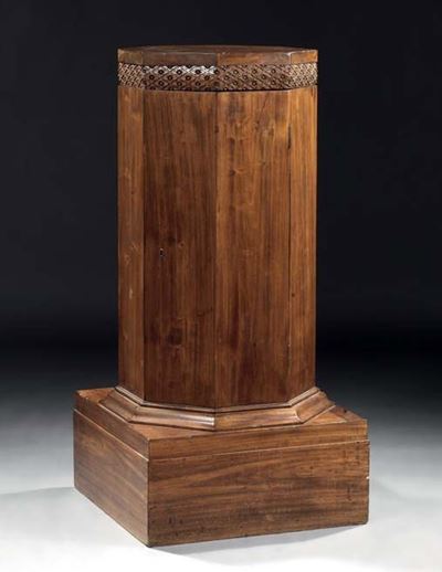 Colonna Ottagonale in Legno Chiaro Patinato a Noce