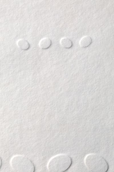 Piccoli e Grandi Ovali Bianchi