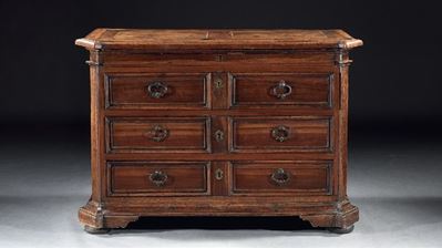 Cassettone in Legno di Noce