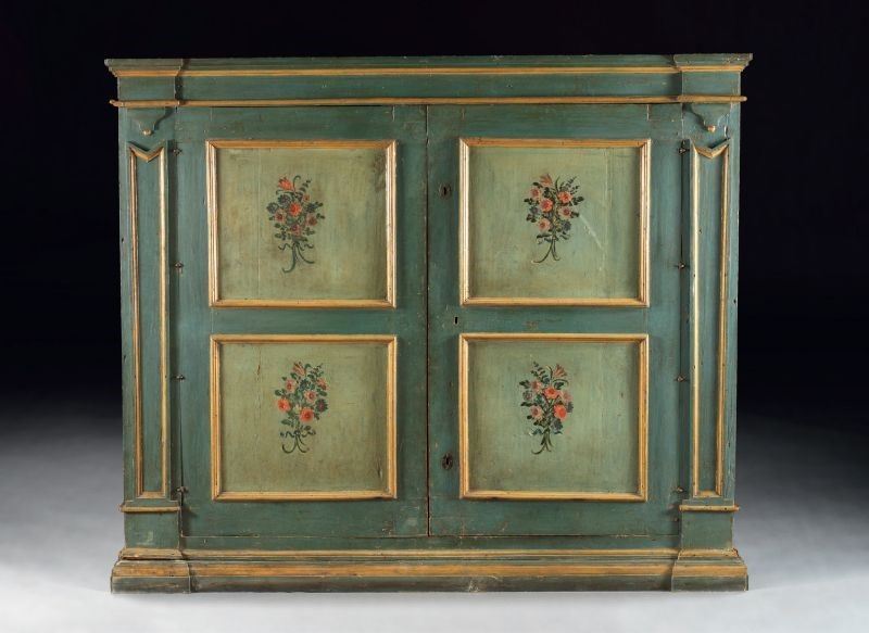 Grande Armadio in Legno Laccato Azzurro e Giallo