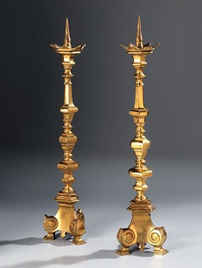 Coppia di Candelieri in Bronzo Dorato