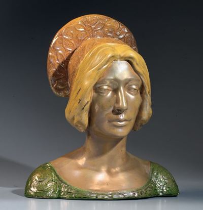 Scultura in Maiolica Lustrata