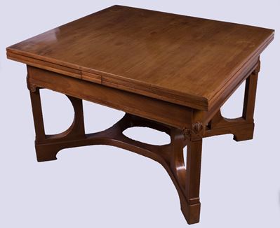 Tavolo in Legno di Mogano