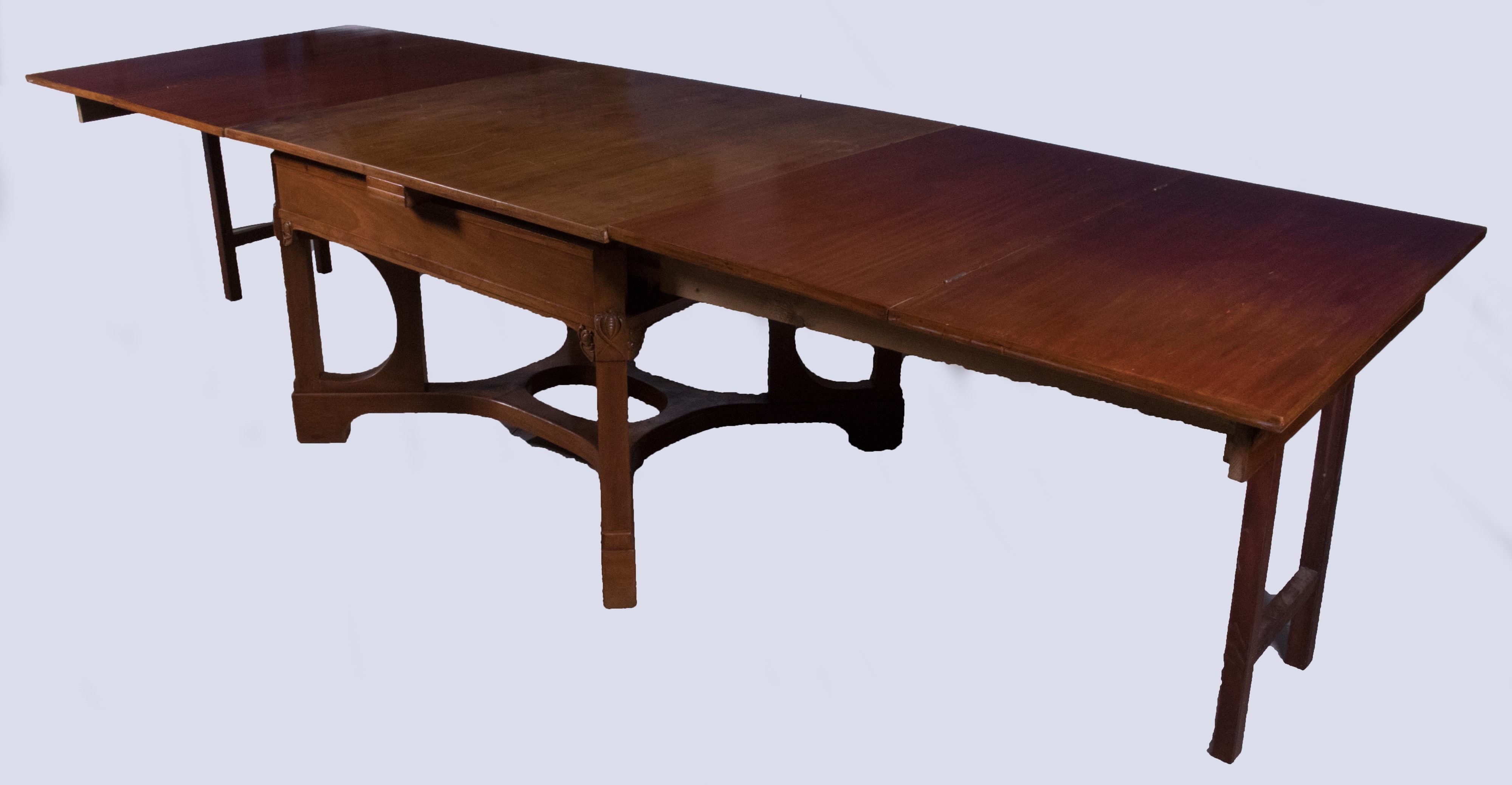 Tavolo in Legno di Mogano