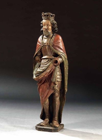 Statua di Re con Corazza e Mantello