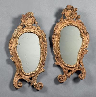 Coppia di Specchiere in Legno Intagliato e Laccato
