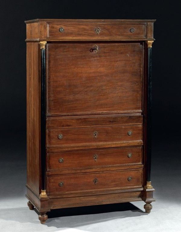 Secretaire lastronato in legno di noce