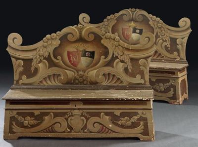 Coppia di Panche in Legno Policromo