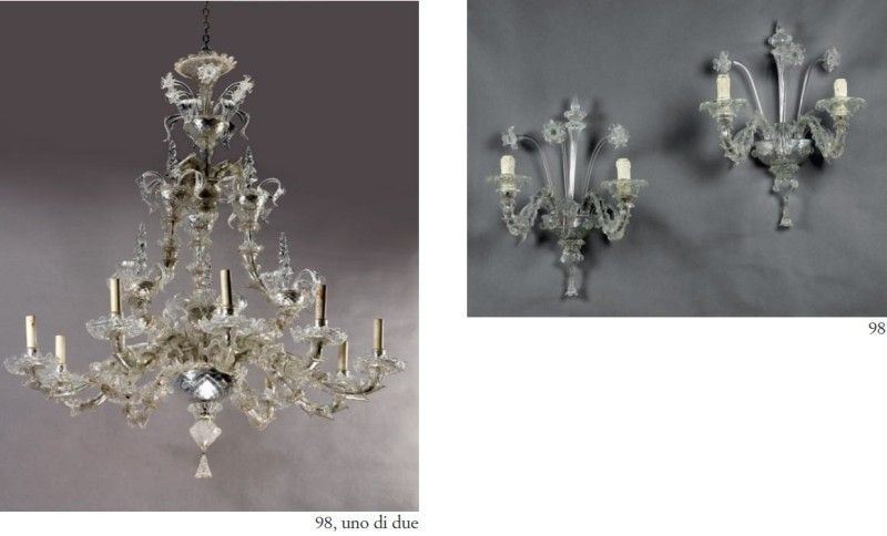 Lotto di Due Lampadari e Due Appliques in Vetro Bianco