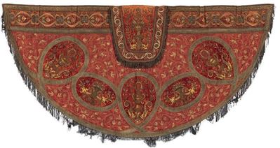 Grande Pianeta Antica in Velluto Rosso