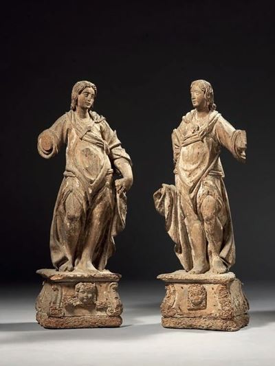 Coppia di Angeli Portacero in Legno
