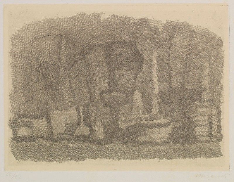 Giorgio Morandi - Natura Morta di Vasi, Bottiglie Ecc. su un Tavolo