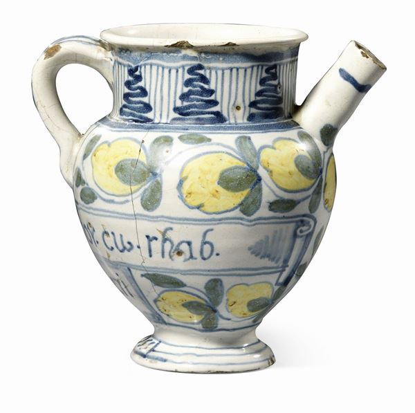 Orciuolo con beccuccio in maiolica policroma blu, giallo e verde