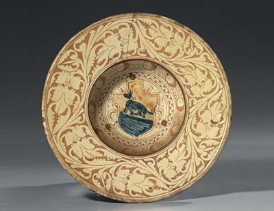 Piatto Graffito in Maiolica Policroma Ocra, Gialla e Azzurra