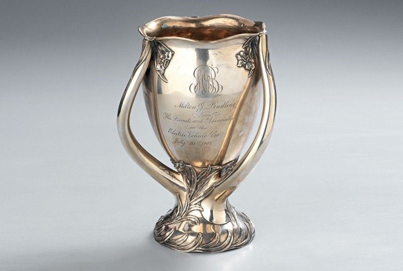 Elegante Vaso in Argento