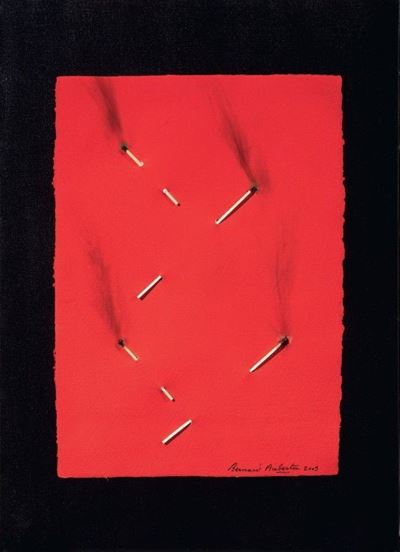 Papier Rouge brûLé