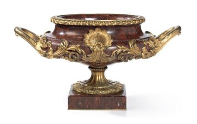 Grande Vaso a Cratere Biansato in Marmo Rosso Venato