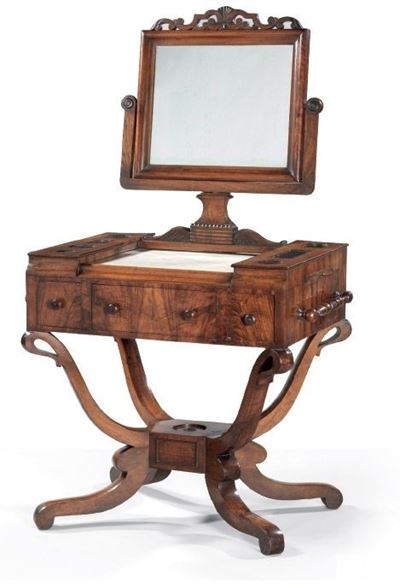 Toilette in Legno di Noce con Specchiera a Psiche