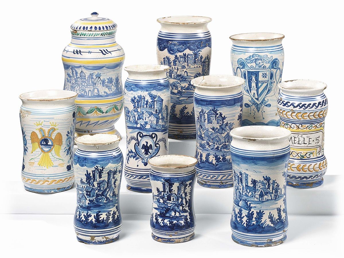 Dieci Albarelli in Maiolica Bianco-blu e Gialla