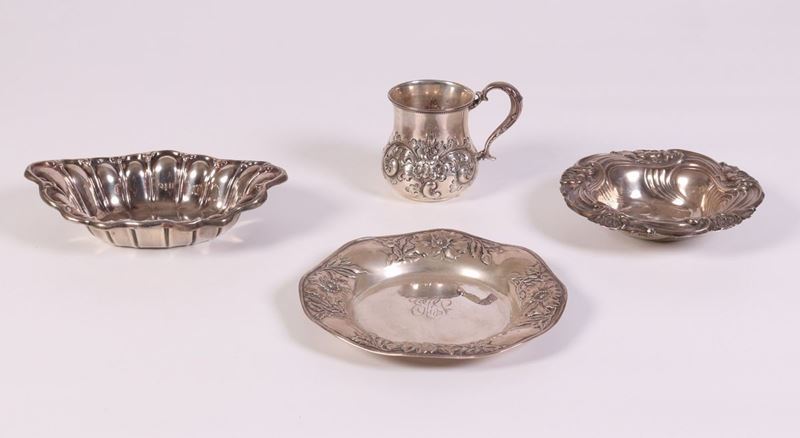 Tre Vaschette e un Boccale in Argento