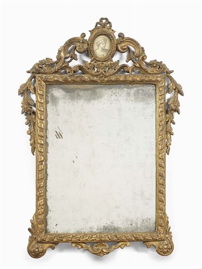 Specchiera in Legno Intagliato e Dorato