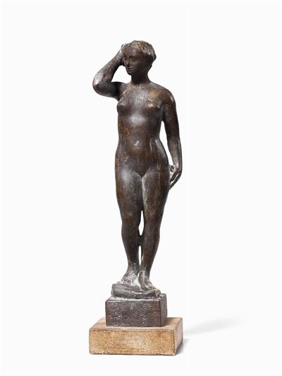 Nudo Femminile Stante