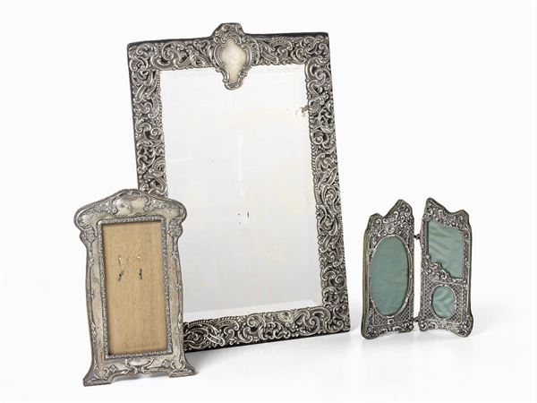 Tre oggetti in argento  - Auction Importanti Arredi e Dipinti Antichi - I - Casa d'aste Farsettiarte