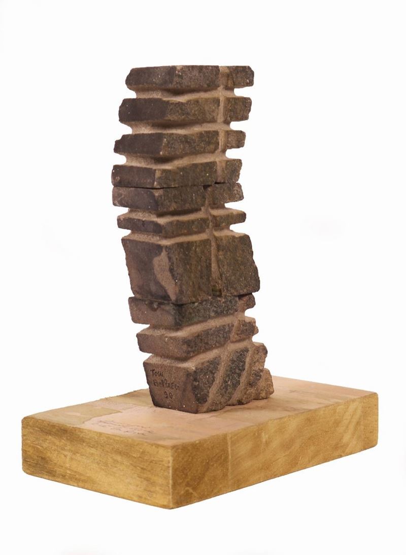 Toni Bellucci - Scultura in pietra con base in legno