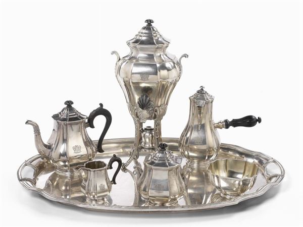 Servito da tè e caffè in argento  (fine XIX secolo.)  - Auction Importanti Arredi e Dipinti Antichi - I - Casa d'aste Farsettiarte