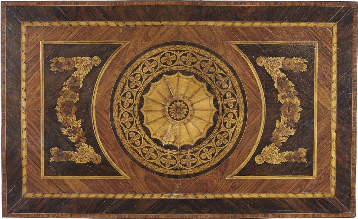 Tavolino Lastronato e Intarsiato in Legno di Mogano, Palissandro e Ciliegio