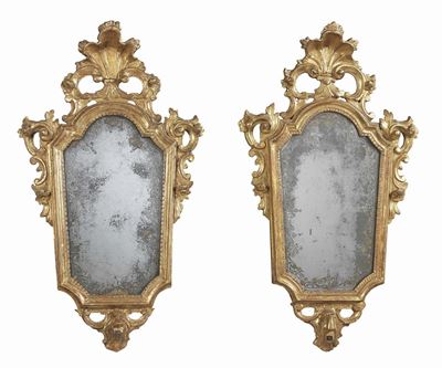 Coppia di Specchiere in Legno Intagliato e Dorato