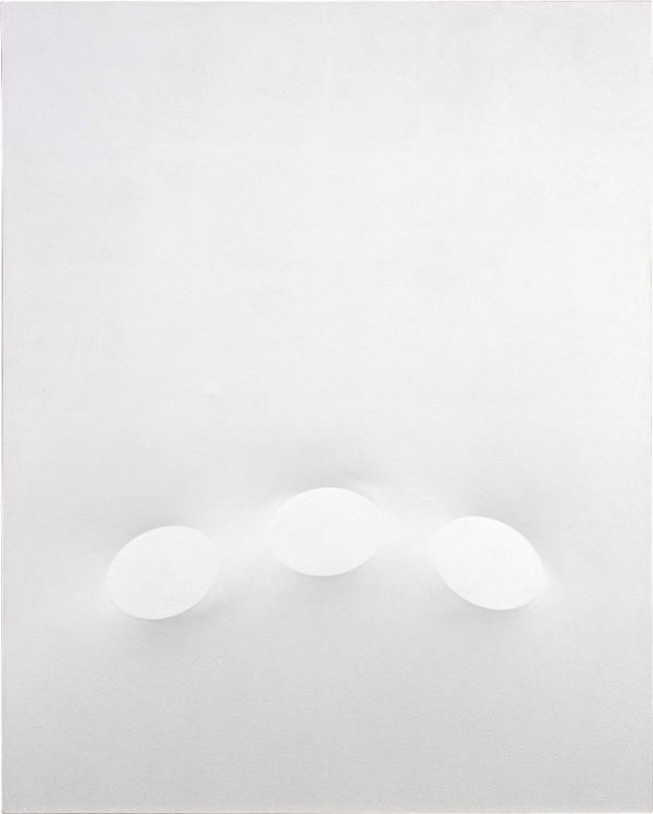 Turi Simeti : 3 ovali bianchi  (1992)  - Acrilico su tela sagomata - Asta Arte Contemporanea - I - Casa d'aste Farsettiarte