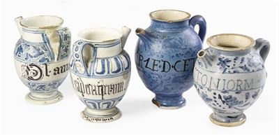 Quattro Orcioli Monoansati con Beccuccio in Maiolica