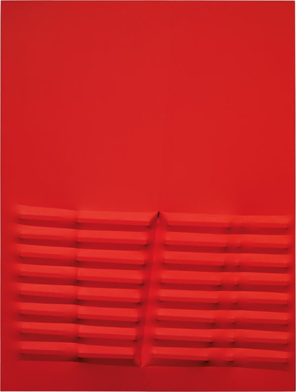 Agostino Bonalumi : Rosso  (1976)  - Tela estroflessa e tempera vinilica - Auction ARTE MODERNA - II - Casa d'aste Farsettiarte