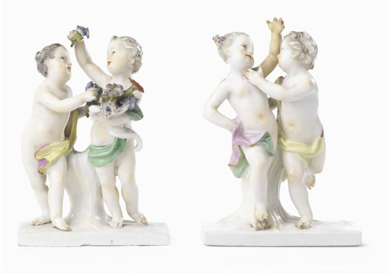 Due Statuette in Porcellana Policroma