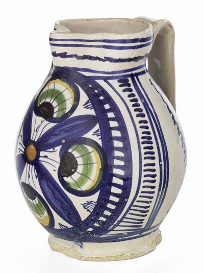 Due Brocche in Maiolica Policroma