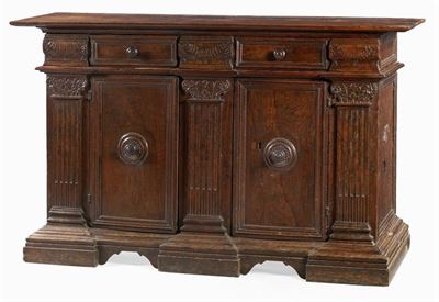 Credenza in Legno di Noce Massello