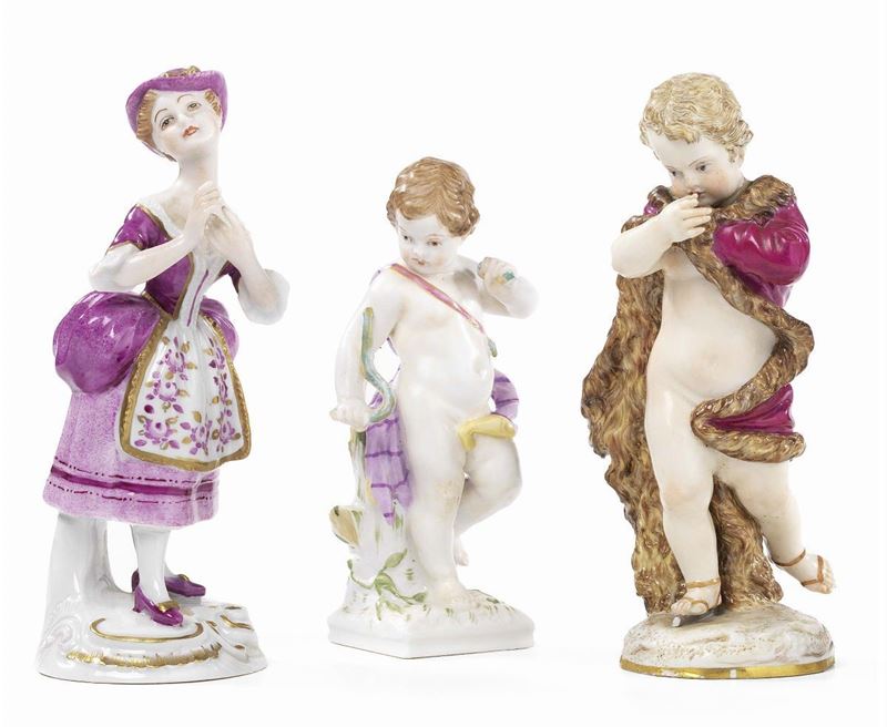 Tre Sculture in Porcellana Policroma